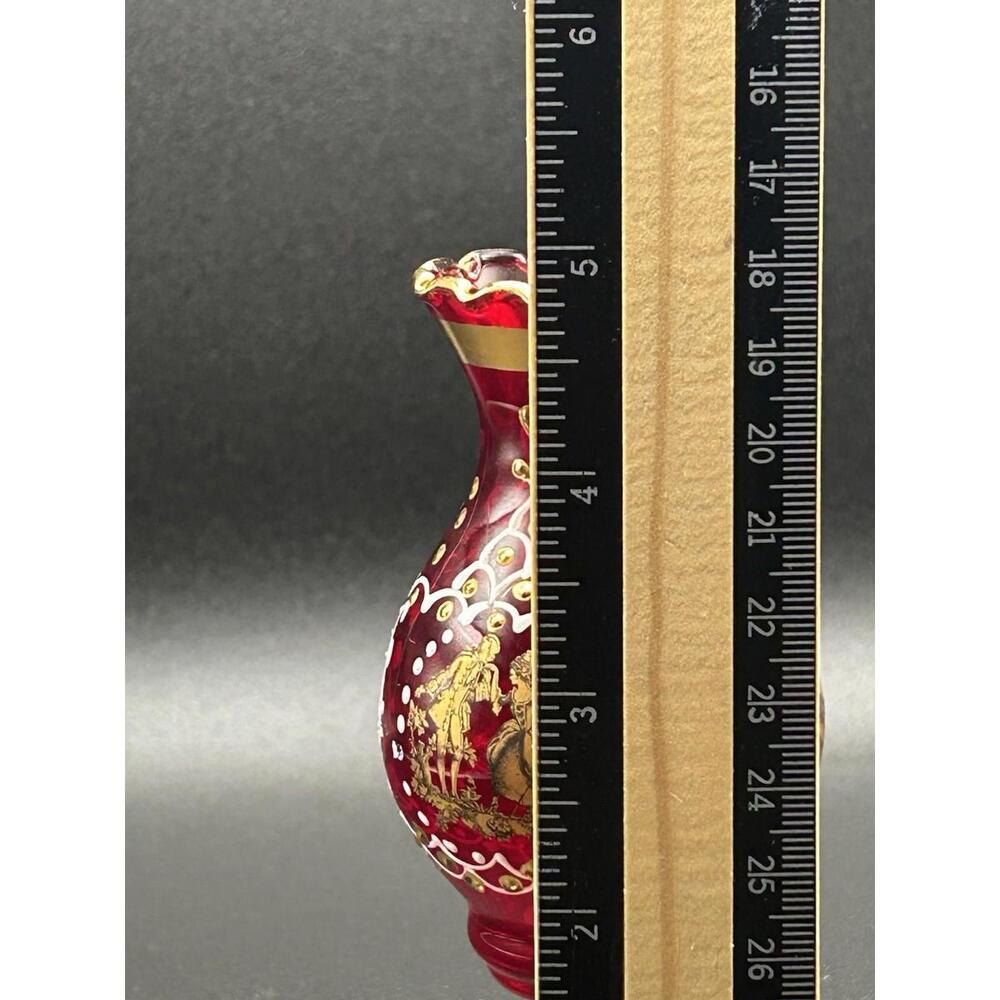 Vintage Beautiful Murano Italian art glass Classical Cameo Vase Red 5 Inch 1970s - Picture 9 of 9